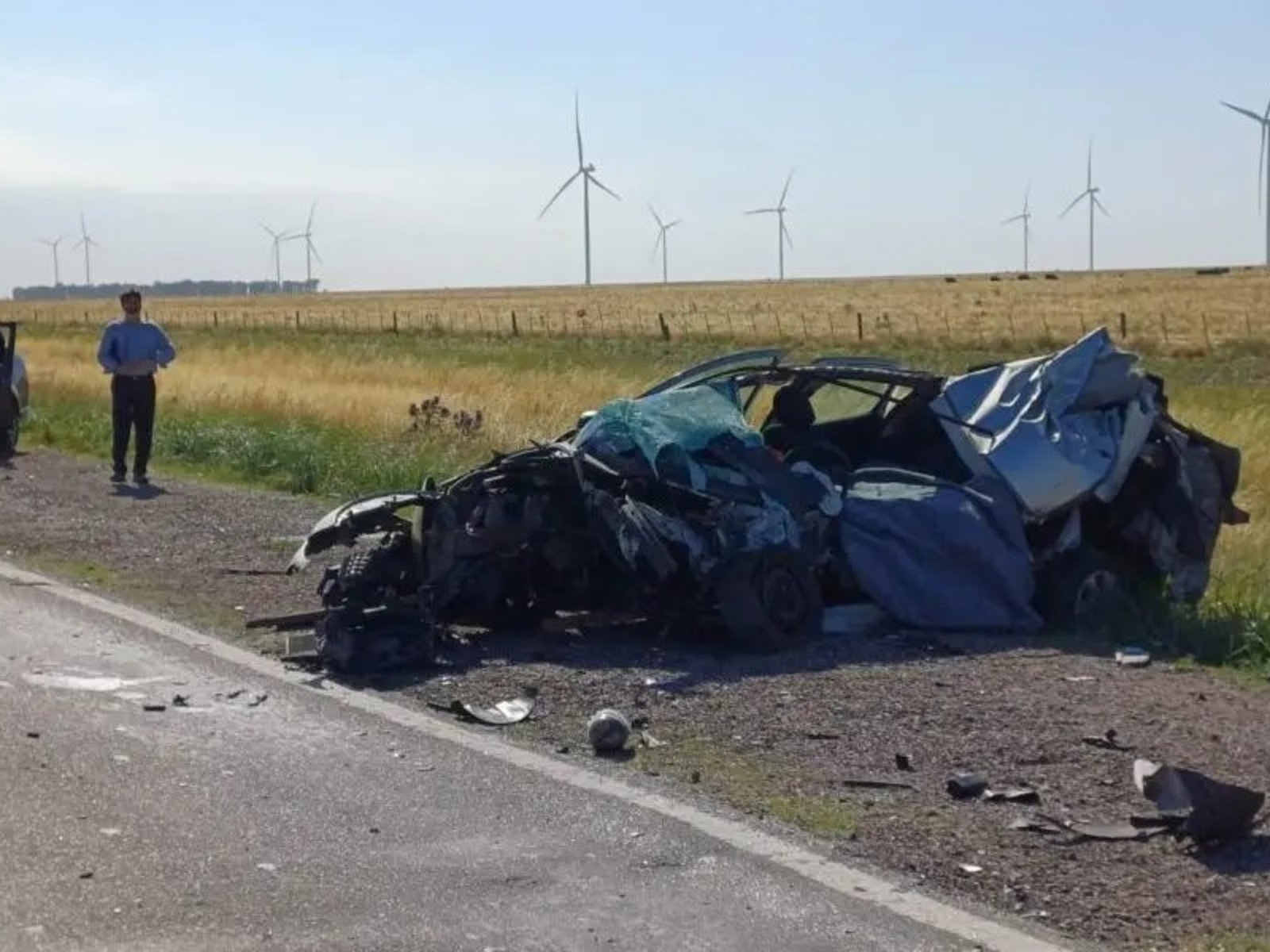 una funcionaria judicial de la Provincia y su nieto de 12 años murieron al chocar de frente contra un camión