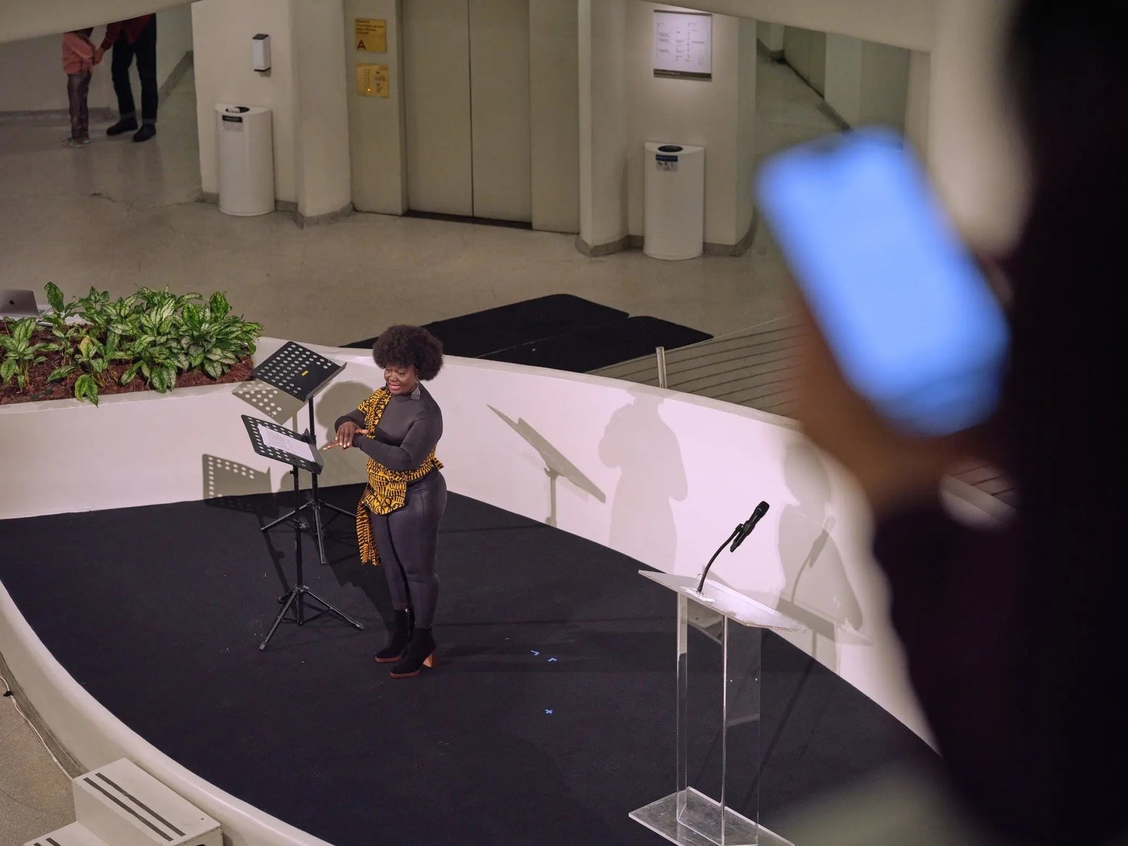 versos en lenguaje de señas