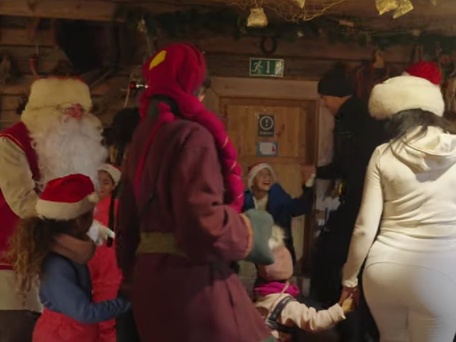 viajó hacia el Polo Norte con Georgina Rodríguez y sus cuatro hijos para conocer la casa de Papá Noel