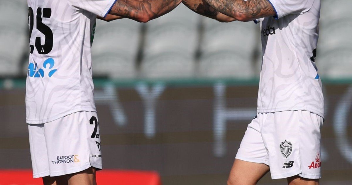 ¿Cuál es y dónde se jugará el primer partido de fútbol del 2025? :: Olé