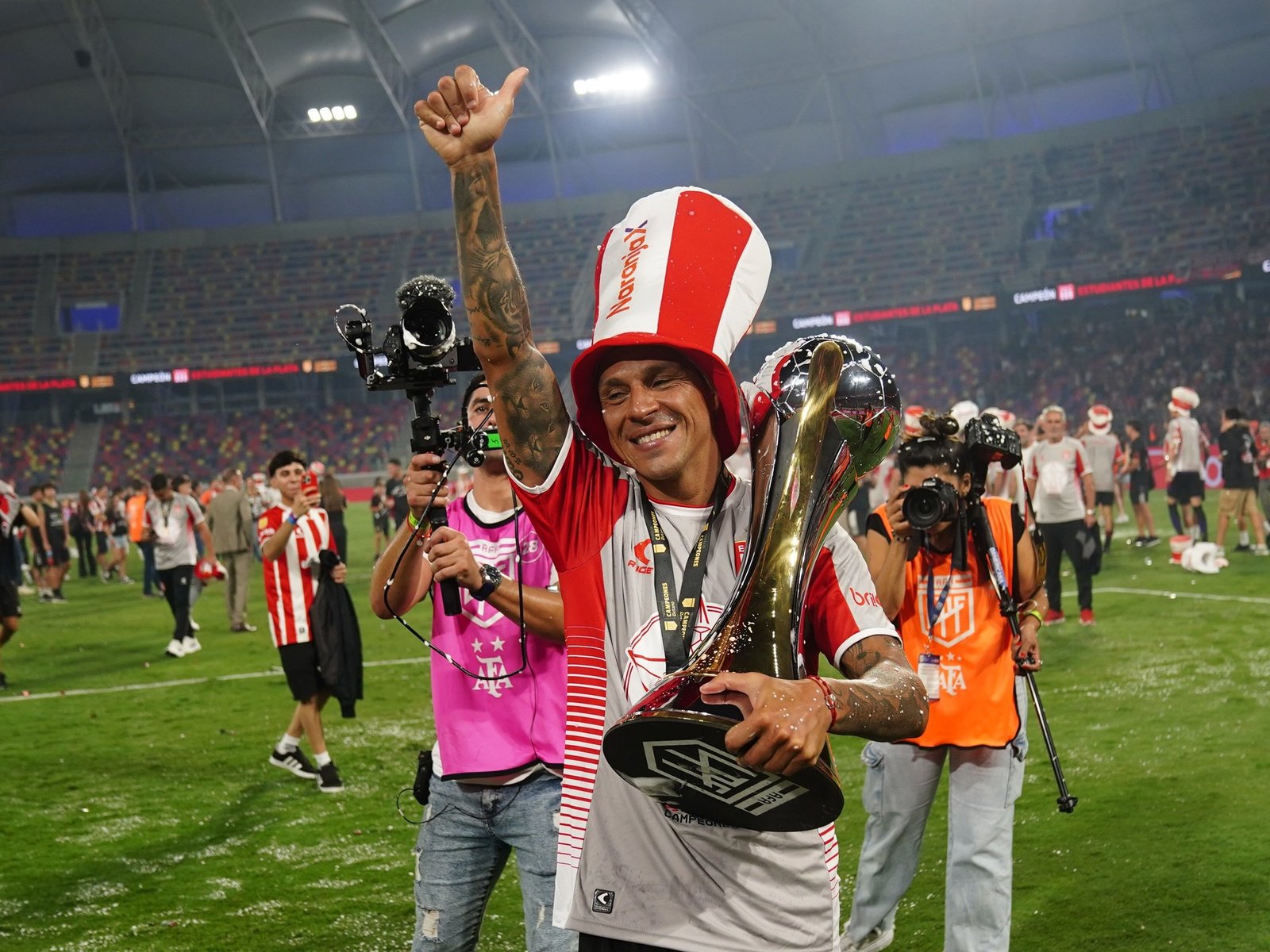 ¿lo llama Gallardo para terminar su carrera en River?