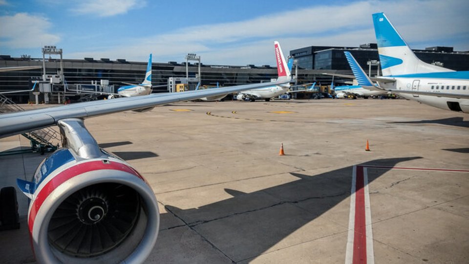 Aerolíneas: el conflicto gremial que se puede venir en plena temporada | APLA advirtió sobre posibles medidas de fuerza 