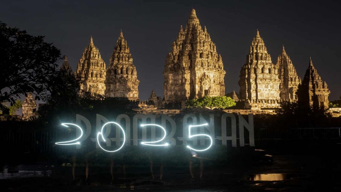 Año Nuevo: desde Australia hasta Rusia, el mundo ya comenzó a recibir el 2025