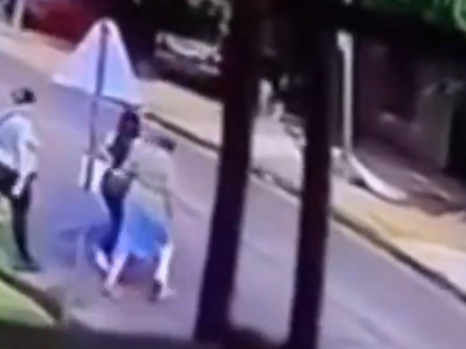 Borracho y a toda velocidad, atropelló a tres mujeres que volvían de la iglesia y mató a una