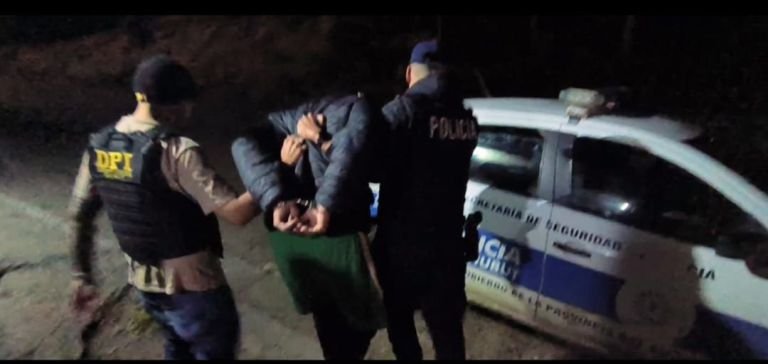 Detuvieron a un hombre por el crimen del joven de 21 años en barrio Laprida