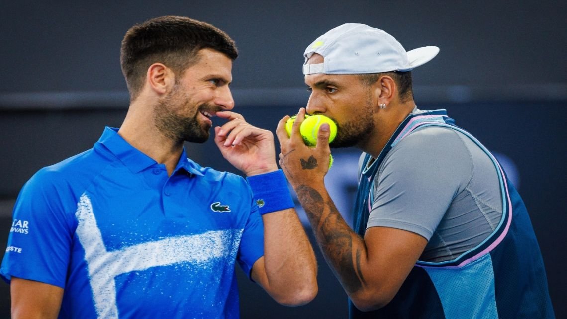 Djokovic y el ‘Loco’ Kyrgios quedaron eliminados en Brisbane, pero regalaron el primer gran punto del año
