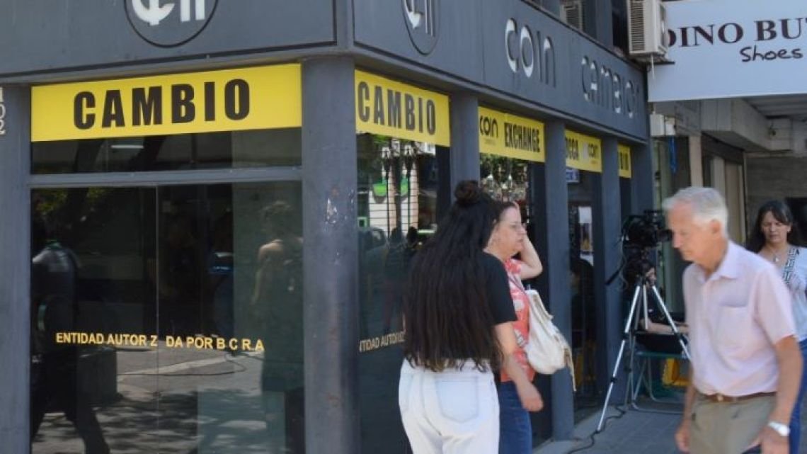 El dólar blue en Córdoba: a cuánto cotiza este viernes 10 de enero