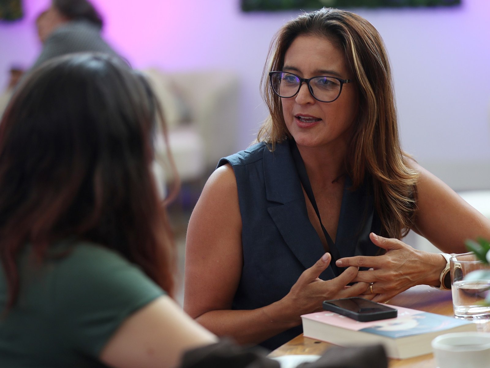 “El feminismo abrió perspectivas, pero nos cerró en nosotras mismas”