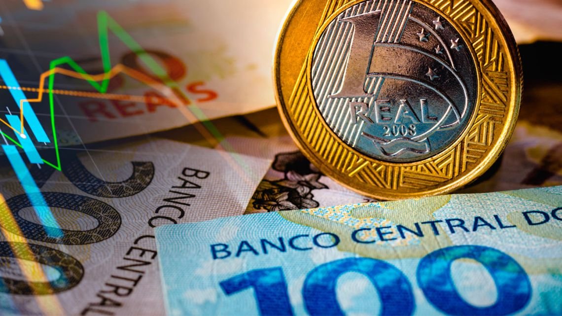 El real blue cerró a $185,75 para la compra y $205,75 para la venta este viernes 3 de enero 2025