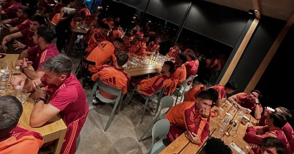 Fotos: la exclusiva cena que tuvo el plantel de River en San Martín de los Andes :: Olé