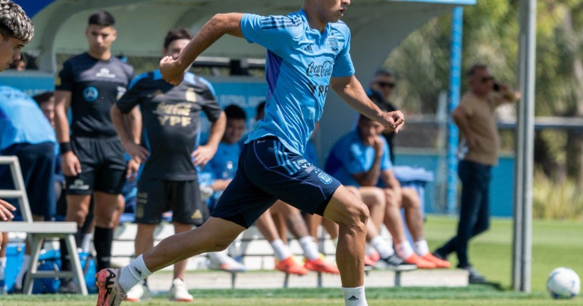 La Sub-20 le ganó 3-0 a Huracán antes de viajar al Sudamericano :: Olé