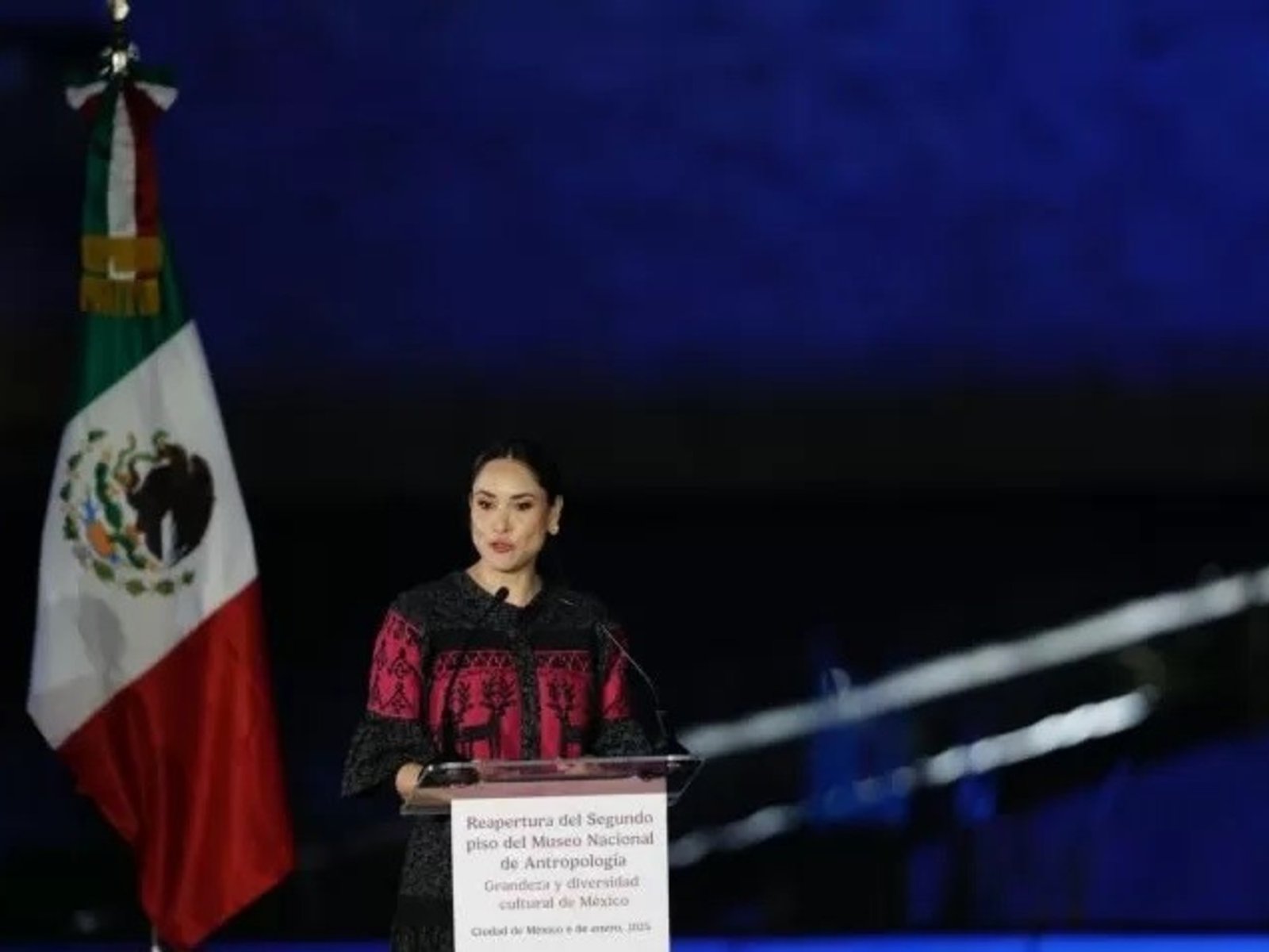 La presidenta de México apuesta a la antropología para repensar la identidad nacional