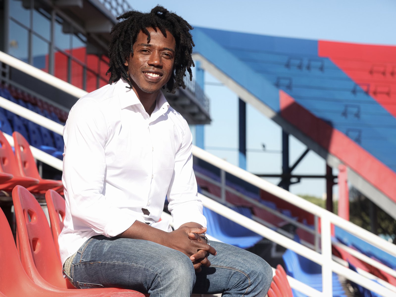 “Lo mejor que tiene el fútbol argentino es su gente”