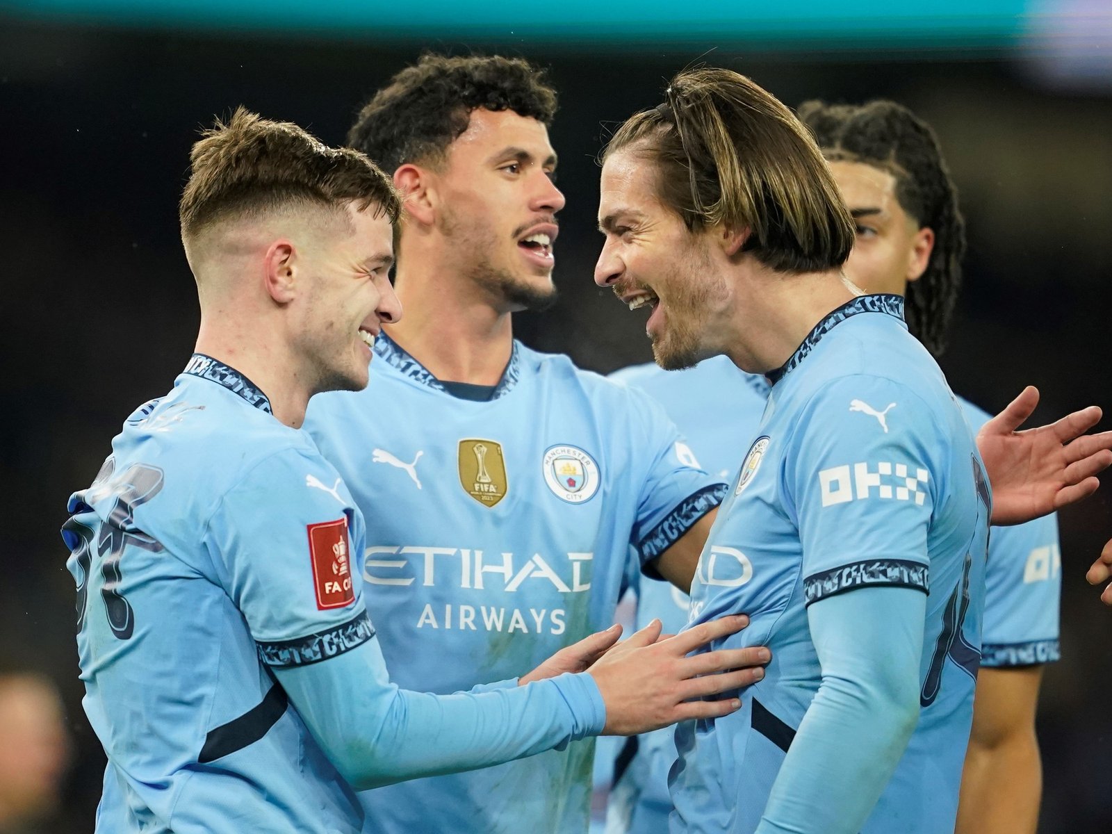 Manchester City hizo valer la jerarquía de sus suplentes y sus juveniles y destrozó a Salford City por la FA Cup con un hat trick inédito