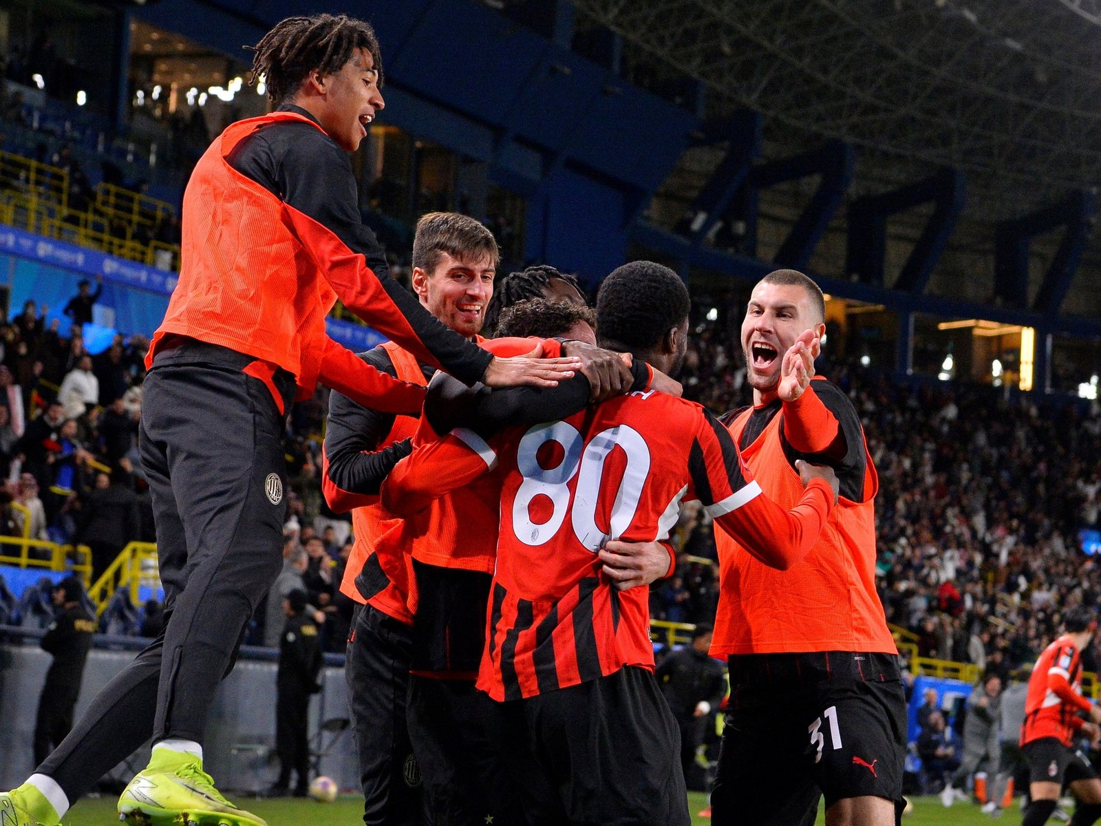 Milan se lo dio vuelta en cinco minutos a Juventus y la final de la Supercopa de Italia será un clásico ante el Inter de Lautaro Martínez