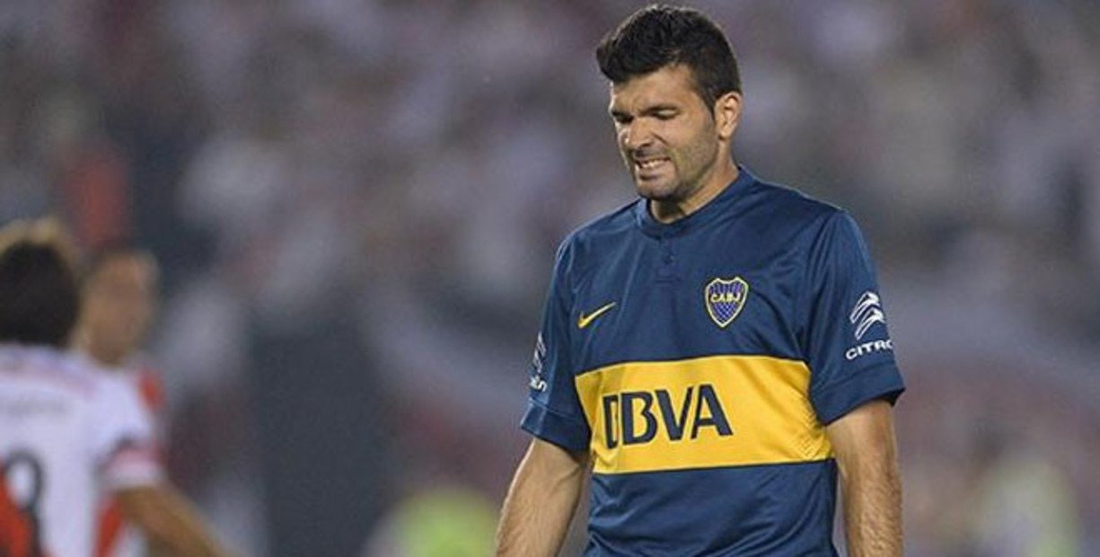 Se fue desterrado a China tras errar un penal clave en Boca, brilló en Independiente y regresa a la Argentina para despertar a un gigante