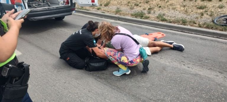 Un ciclista sufrió un accidente en la Ruta Nacional N° 3 al perder el control de su bicicleta