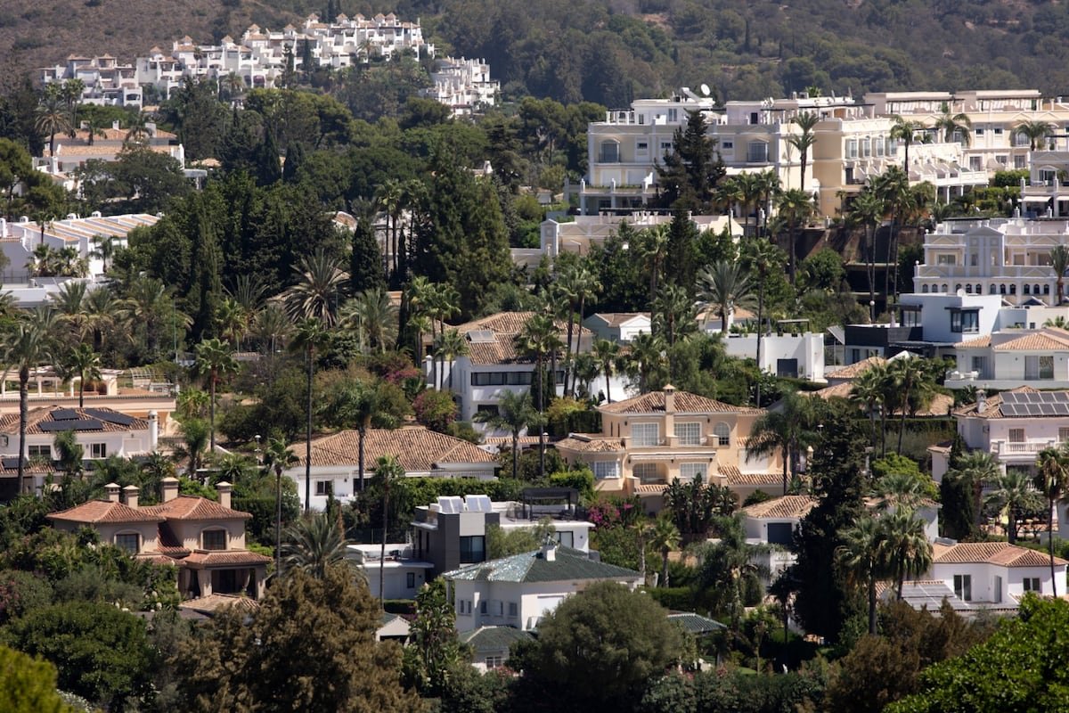 Una década de ‘golden visa’ en España: de compradores saudíes en Málaga a chinos en Madrid | Economía