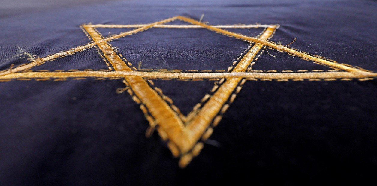 brutal catarata de insultos contra los judíos por una nota de Clarín