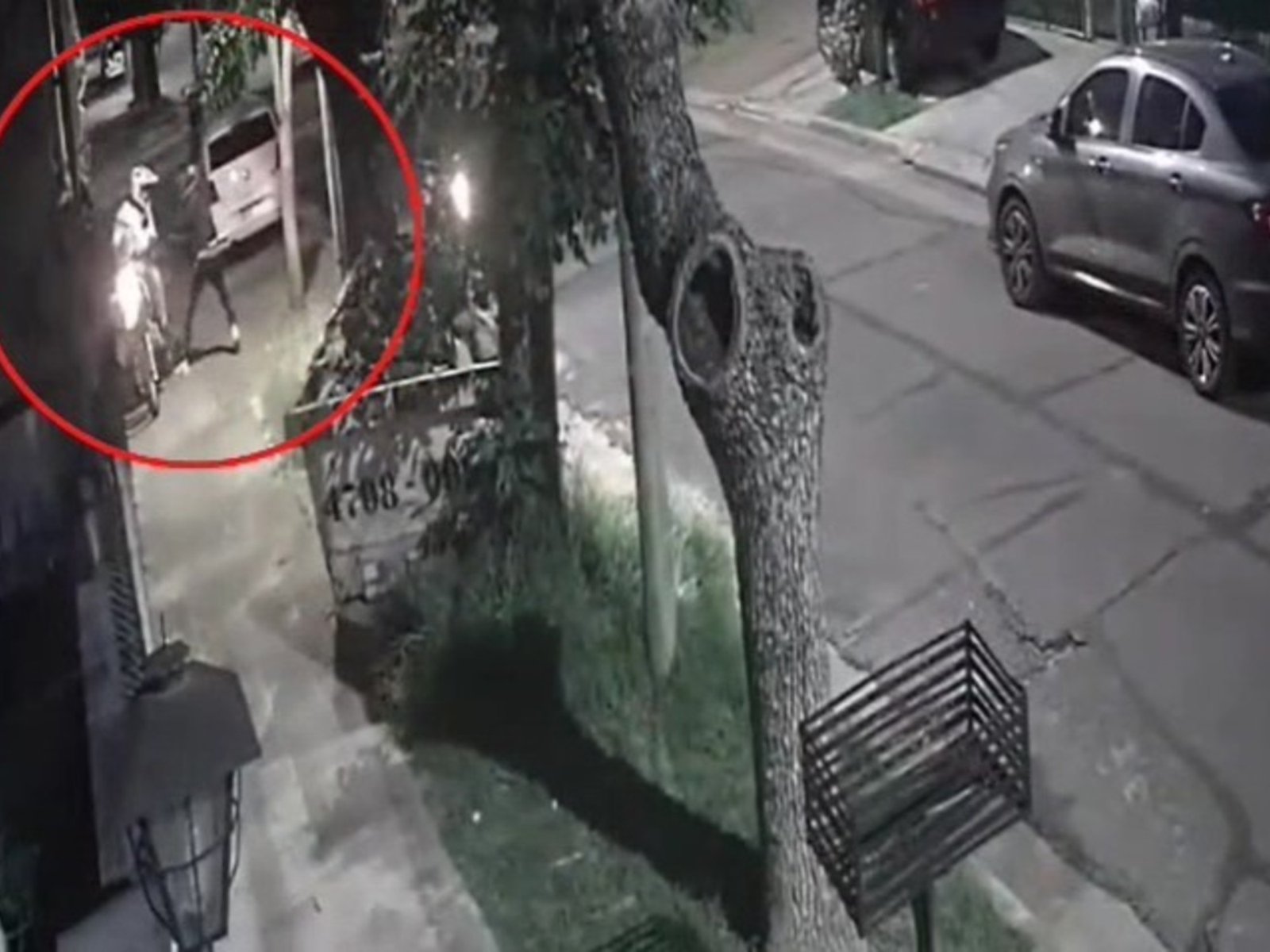 detienen a un segundo sospechoso cuando fue a encontrarse con su mamá