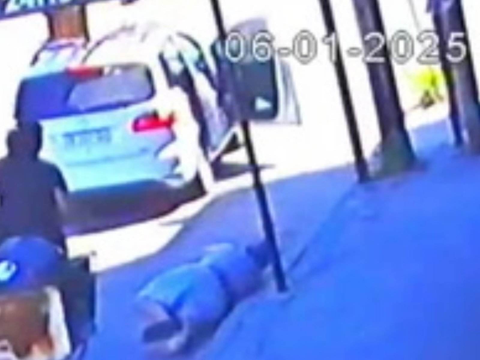 el padre quiso rescatarla y fue arrastrado