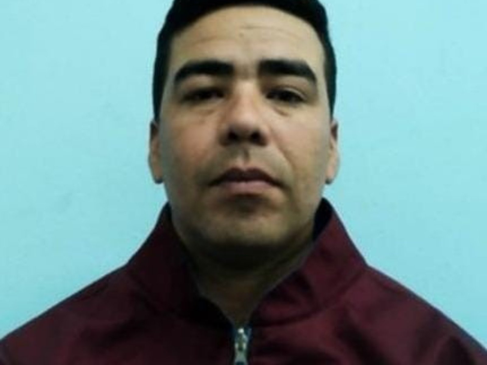 motochorros le dispararon por la espalda para robarle la moto