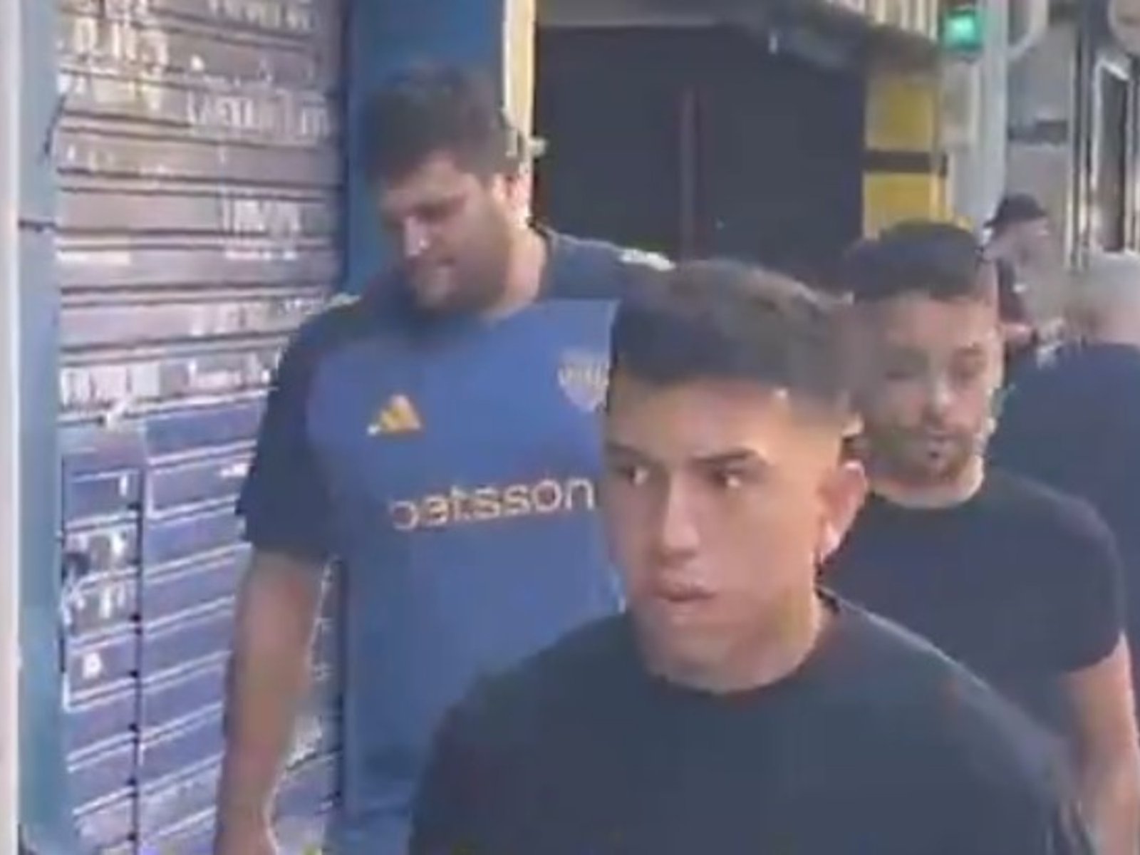 pasó por la revisión médica y firmará su contrato con el club