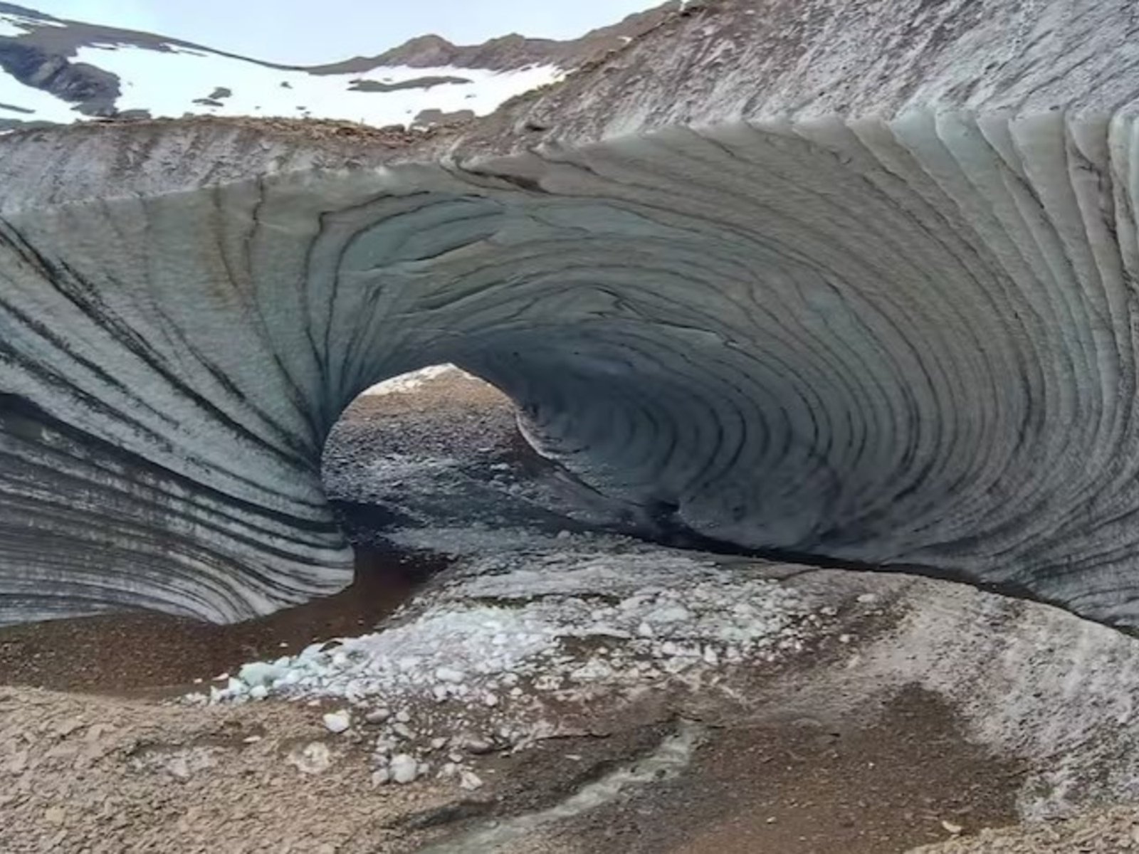 qué pasó en la Cueva del Jimbo y por qué se derrumbó