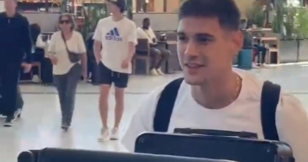 ¡Llegó el Chino! Martínez Quarta ya está en el país para sumarse a River :: Olé