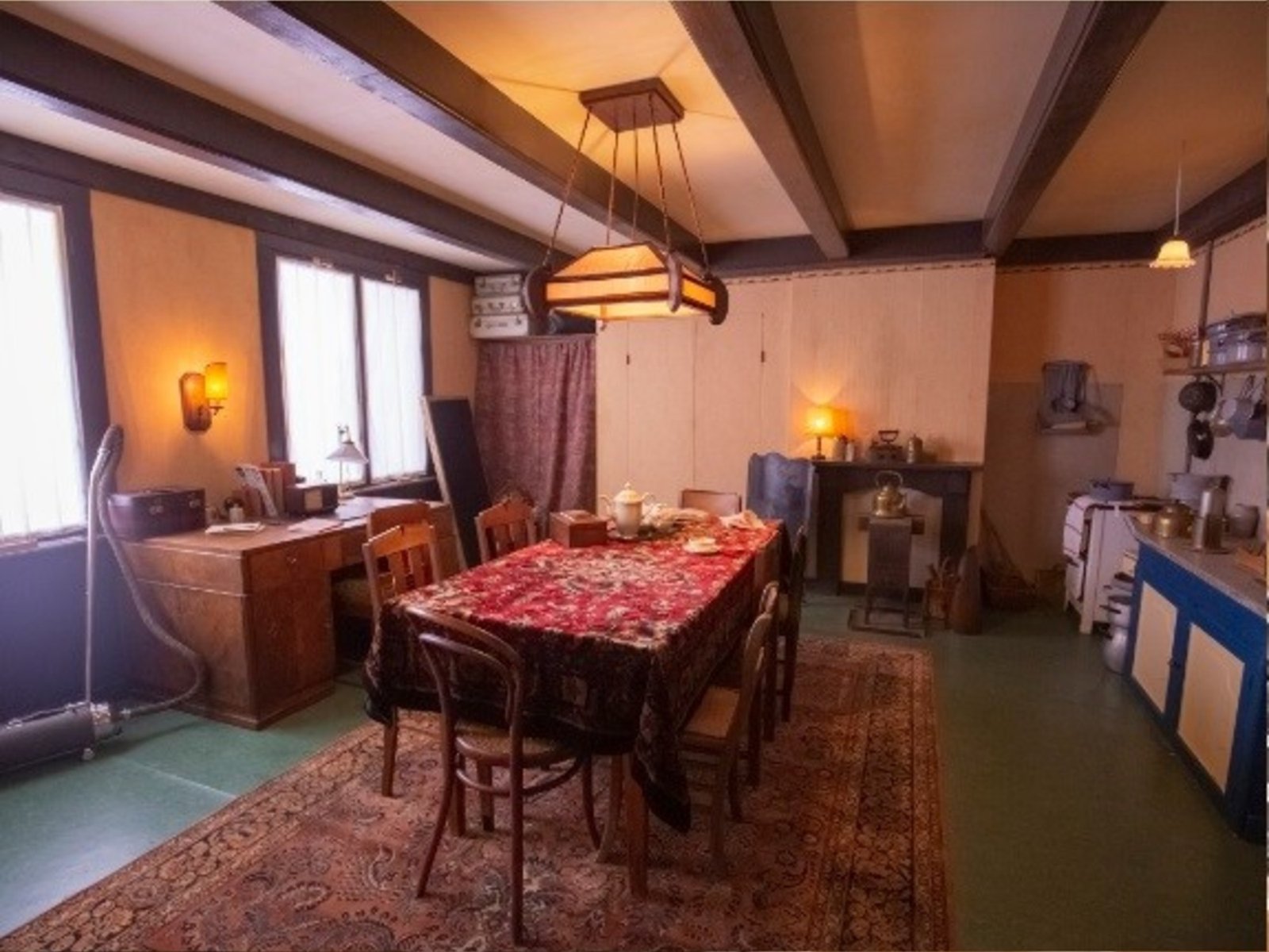 El escondite donde Ana Frank escribió su diario cobra vida en Nueva York