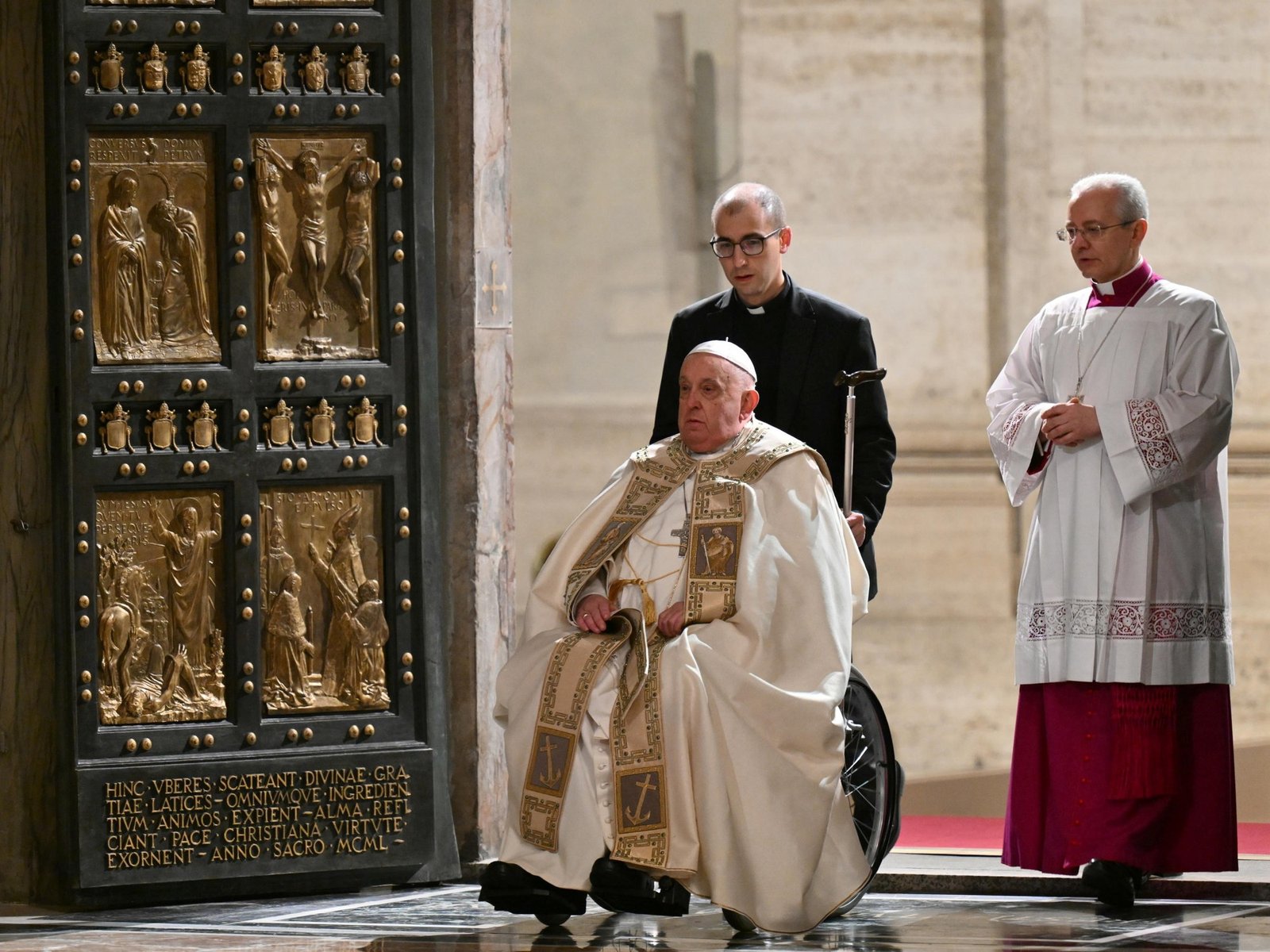 La Iglesia argentina llama a rezar por el Papa Francisco, ante su internación por una infección respiratoria