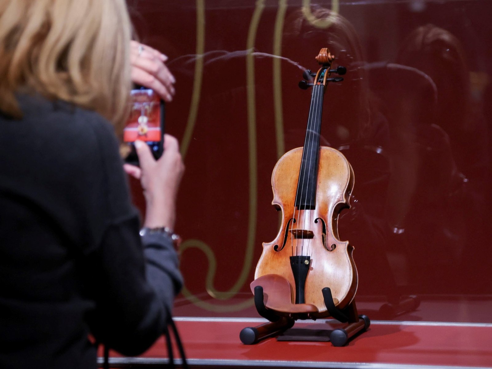 La fascinante historia del violín Stradivarius que puede ser el instrumento más caro del mundo