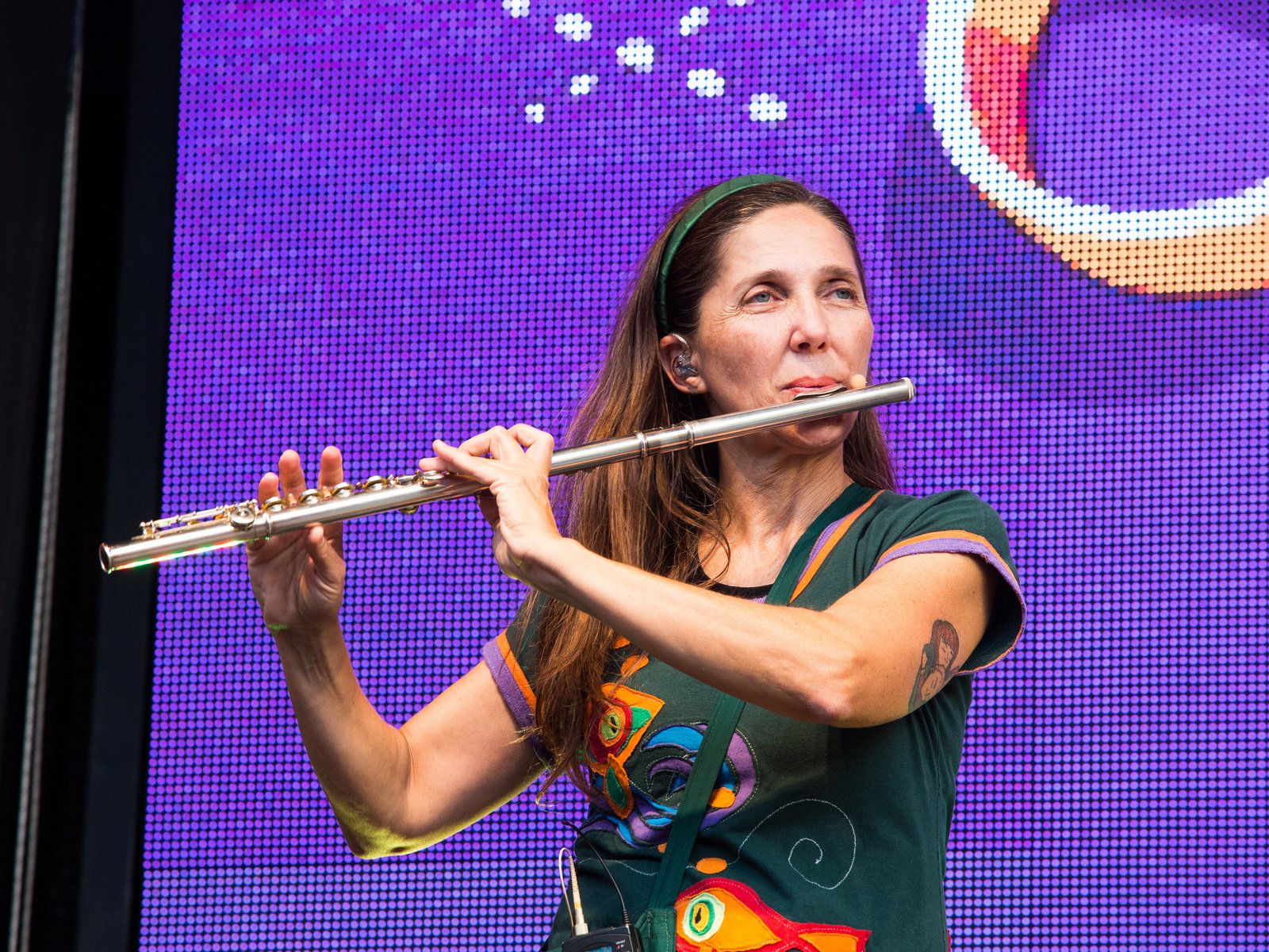 “No podemos cantarle a una sola infancia idealizada”