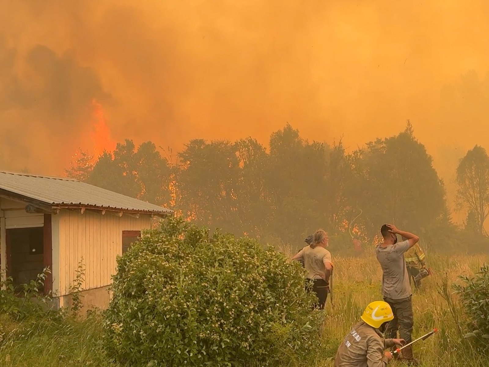 Tras las amenazas de Jones Huala, el Gobierno de Chubut denuncia que grupos mapuches iniciaron nuevos focos de incendios