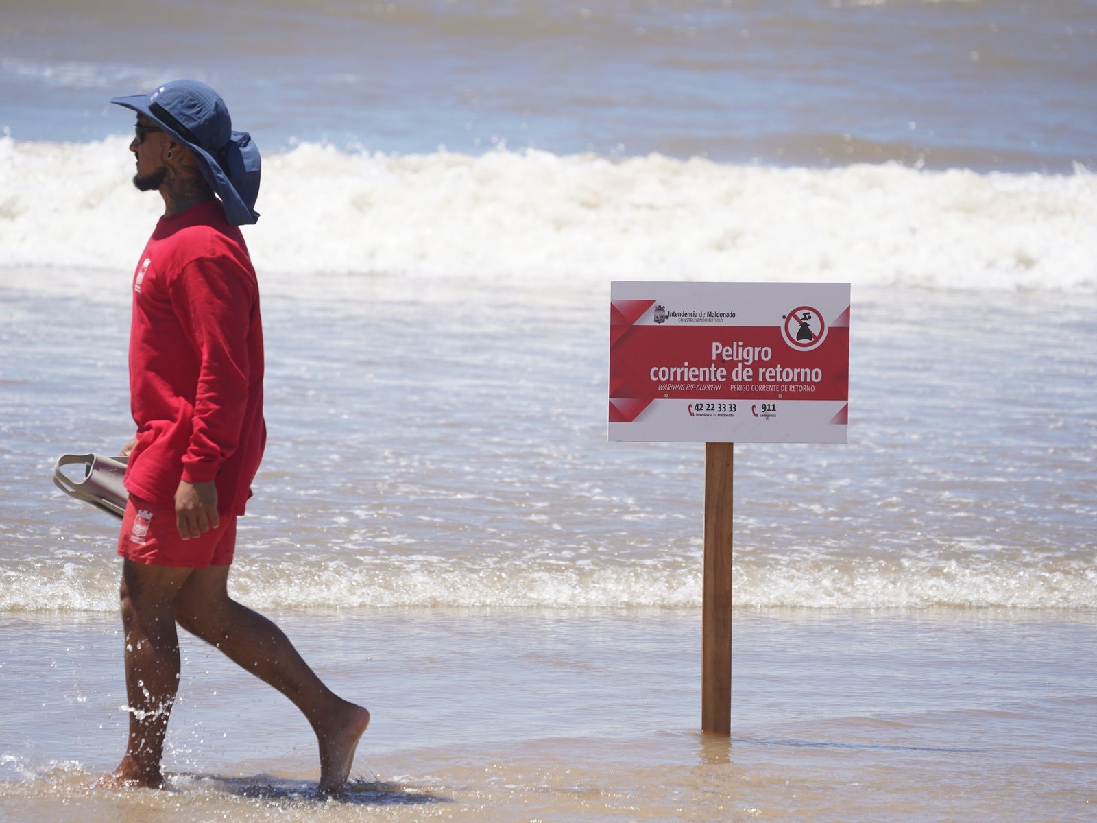 Un argentino murió ahogado en una playa de Punta del Este que no tenía guardavidas
