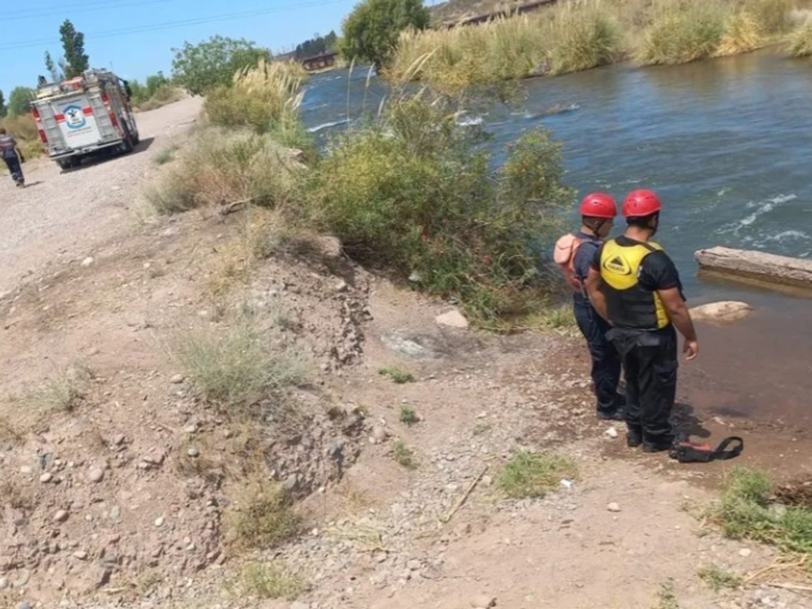 Una adolescente murió ahogada al quedar atrapada en un caño del Río Mendoza