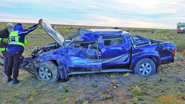 Una mujer perdió la vida y un hombre está en estado grave por trágico accidente cerca de Pico Truncado