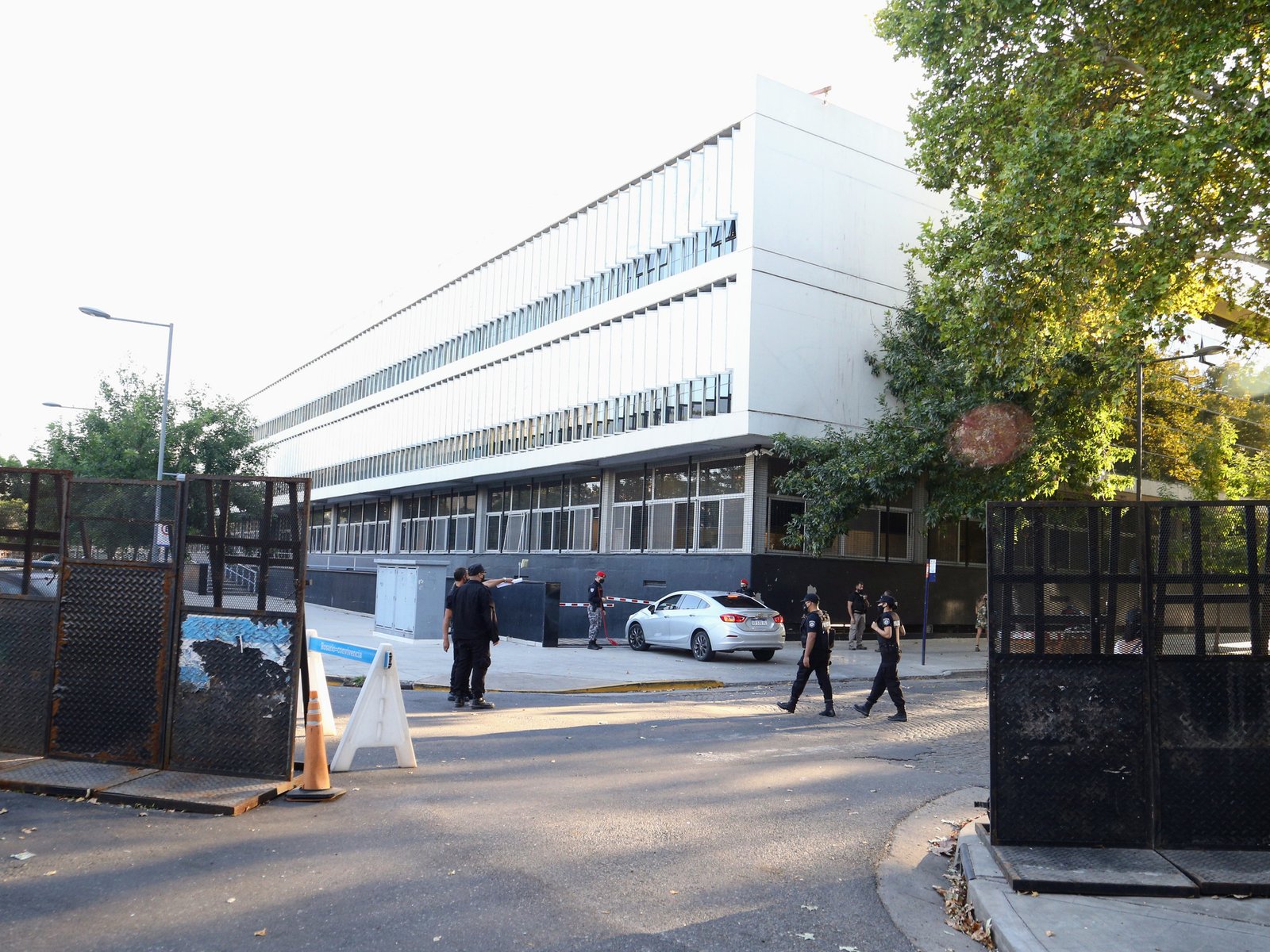 juzgan a una médica por dos partos domiciliarios que terminaron en tragedia
