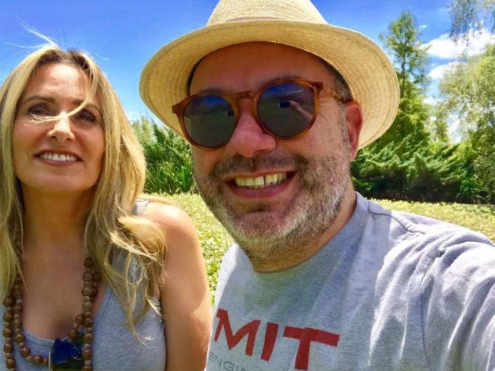 la increíble historia de la pareja que salvó al escritor Hernán Casciari