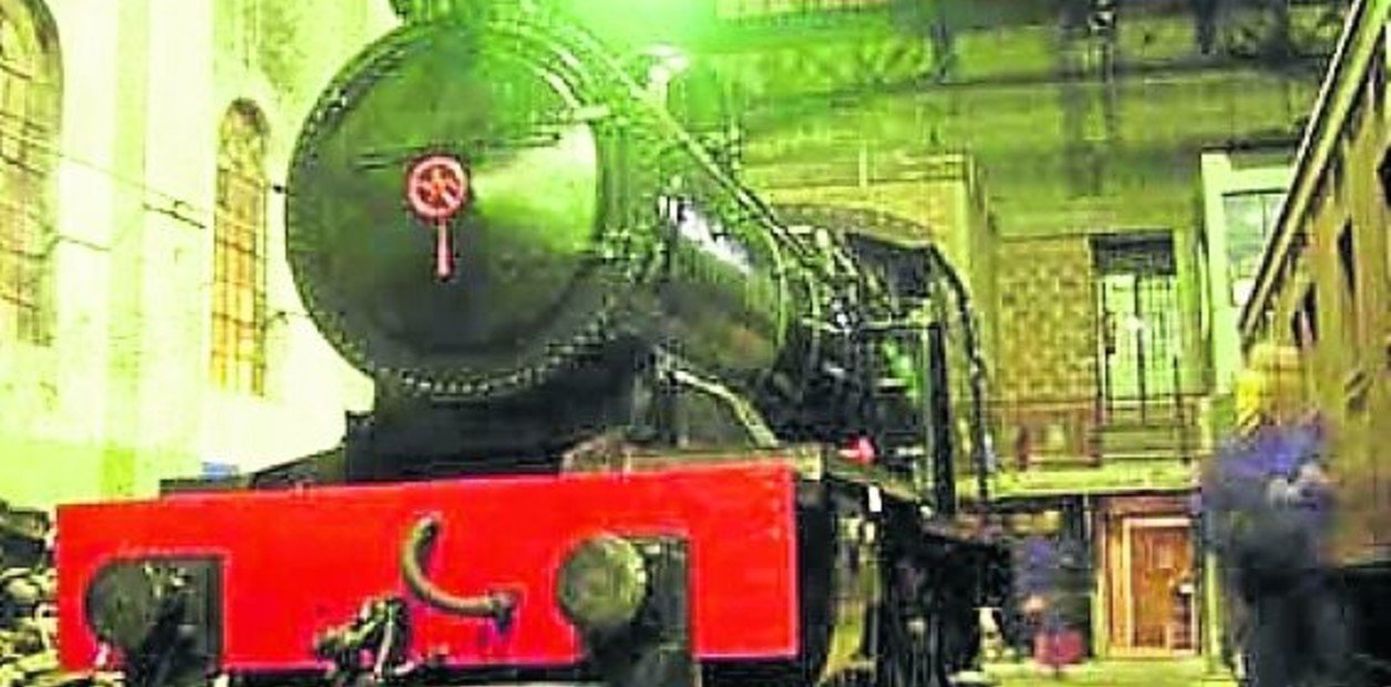 un tren con un presidente adentro