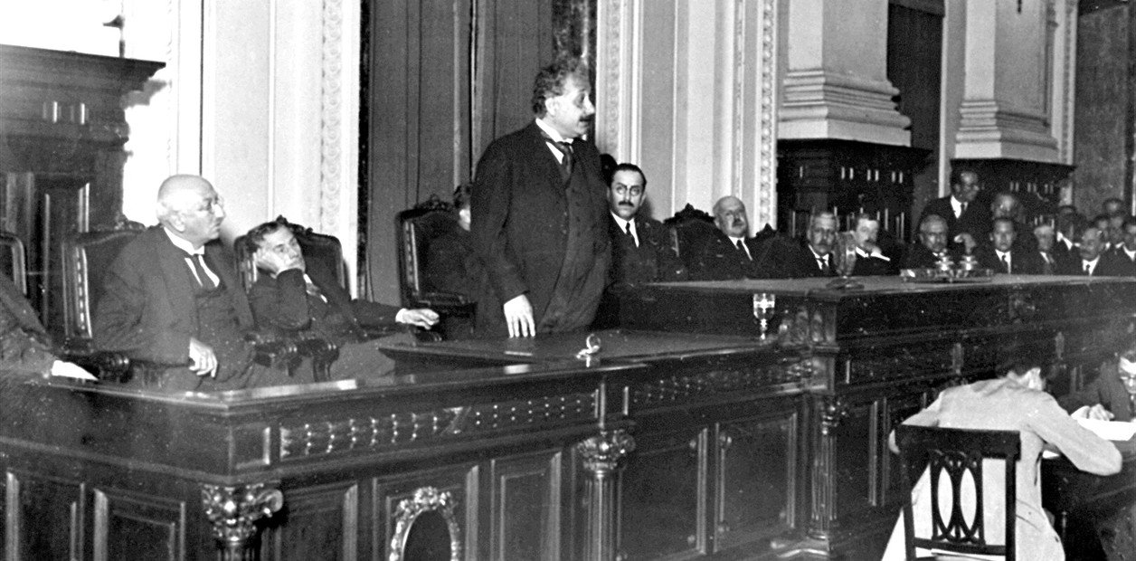Actividades, charlas y un espectáculo para recordar la visita de Einstein a la Argentina