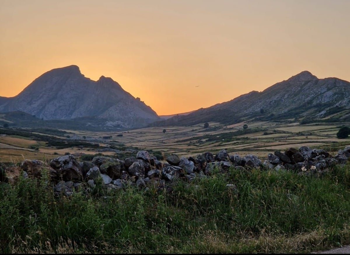 Asturias lleva al Tribunal Supremo un pleito de lindes con León que dura ya más de dos siglos | España