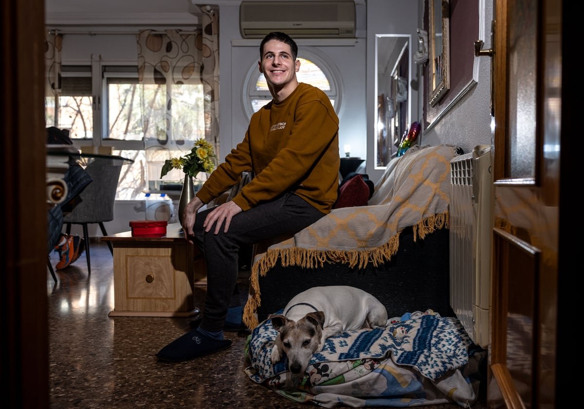 Cinco meses sin ascensor por la dana: “Es increíble cómo te puede cambiar la vida, y a mi hijo mucho más” | Noticias de la Comunidad Valenciana