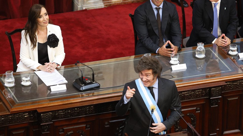 Con Axel Kicillof como enemigo, Javier Milei apuesta al punitivismo para ganar la agenda | Mano dura y polarización, el plan de acción de la Casa Rosada