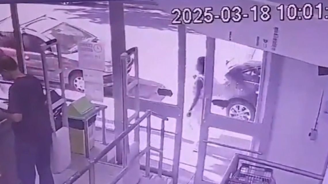 Detuvieron a la mujer que habría tirado el cuerpo de unaa bebé en un contenedor de basura