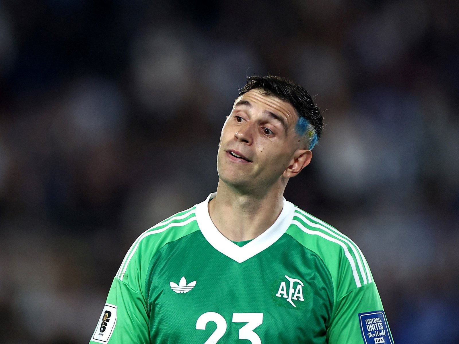 Dibu Martínez hizo jueguito en el momento del fútbol total de Argentina ante Brasil pero a Scaloni no le gustó nada y le dio una lección