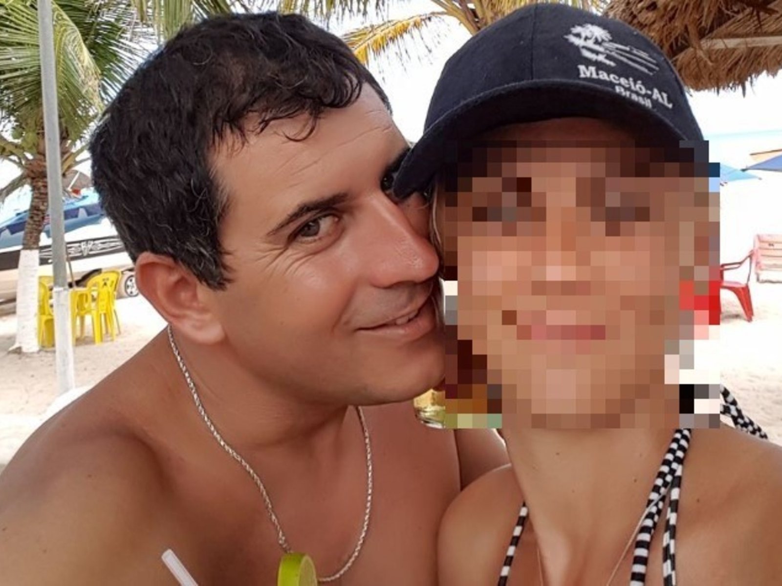 “El milico es inquieto, mira los detalles”