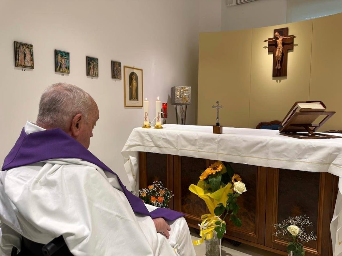 El papa Francisco saldrá el domingo del hospital después de 37 días | Internacional