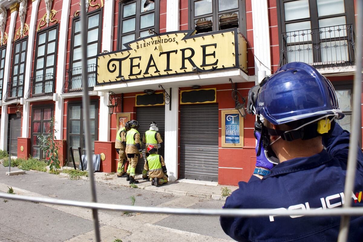 El recorrido para evacuar la discoteca incendiada en Murcia duplicaba el máximo permitido por ley | España