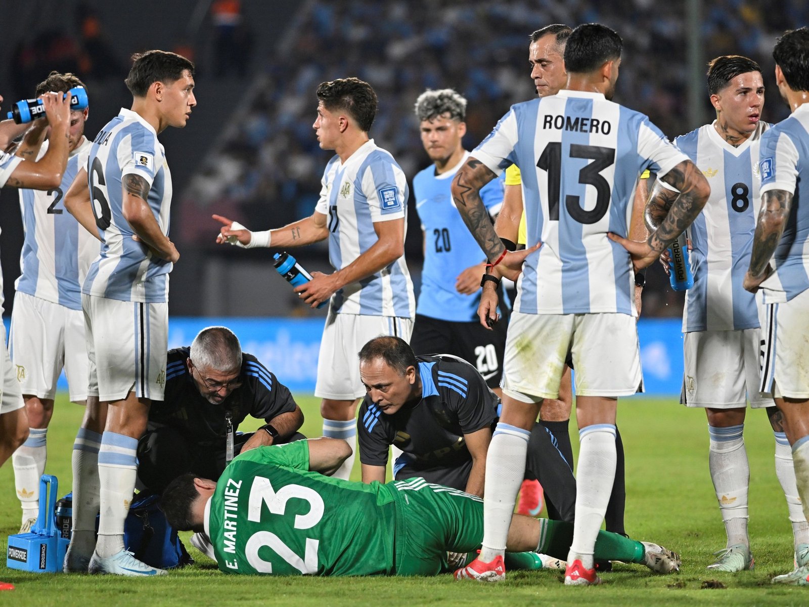 El tremendo choque entre Dibu Martínez y Tagliafico que encendió las alarmas de Argentina en el Centenario